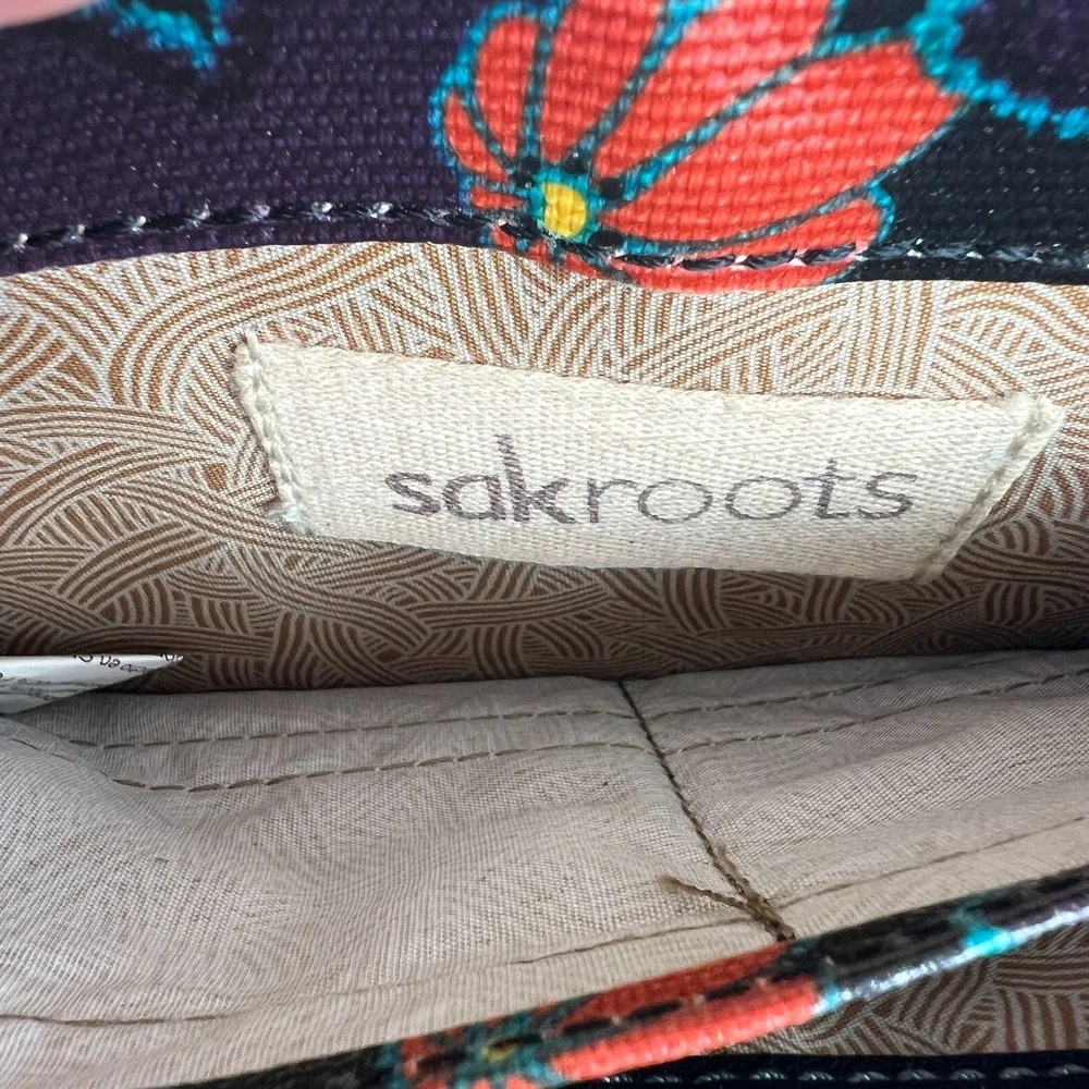 Sakroots Wallet Zip Around Artist‎ Circle Peace Bird Floral Embroidered Black